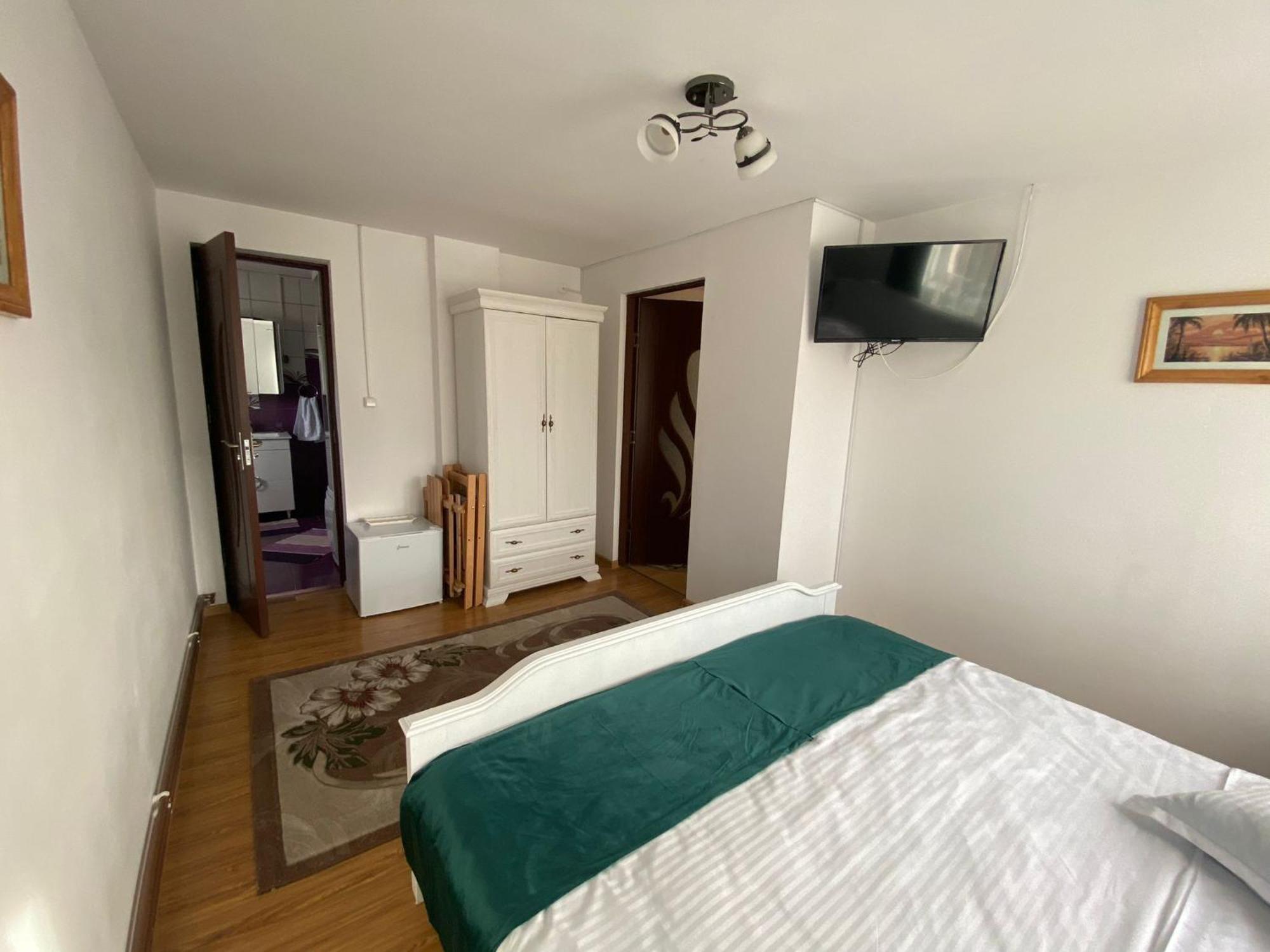 Casa Irina Hotel Manastirea Humorului Luaran gambar