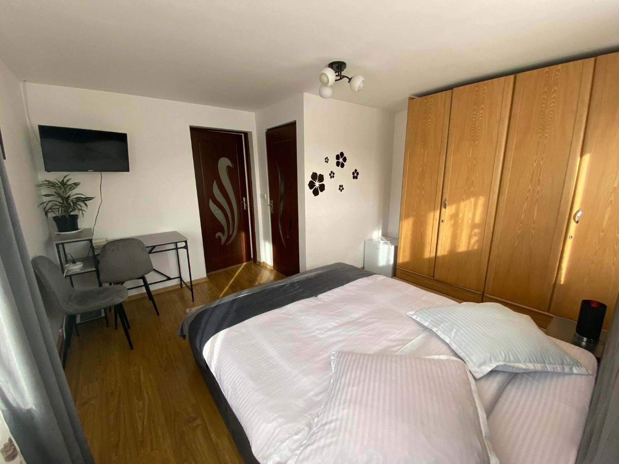 Casa Irina Hotel Manastirea Humorului Luaran gambar